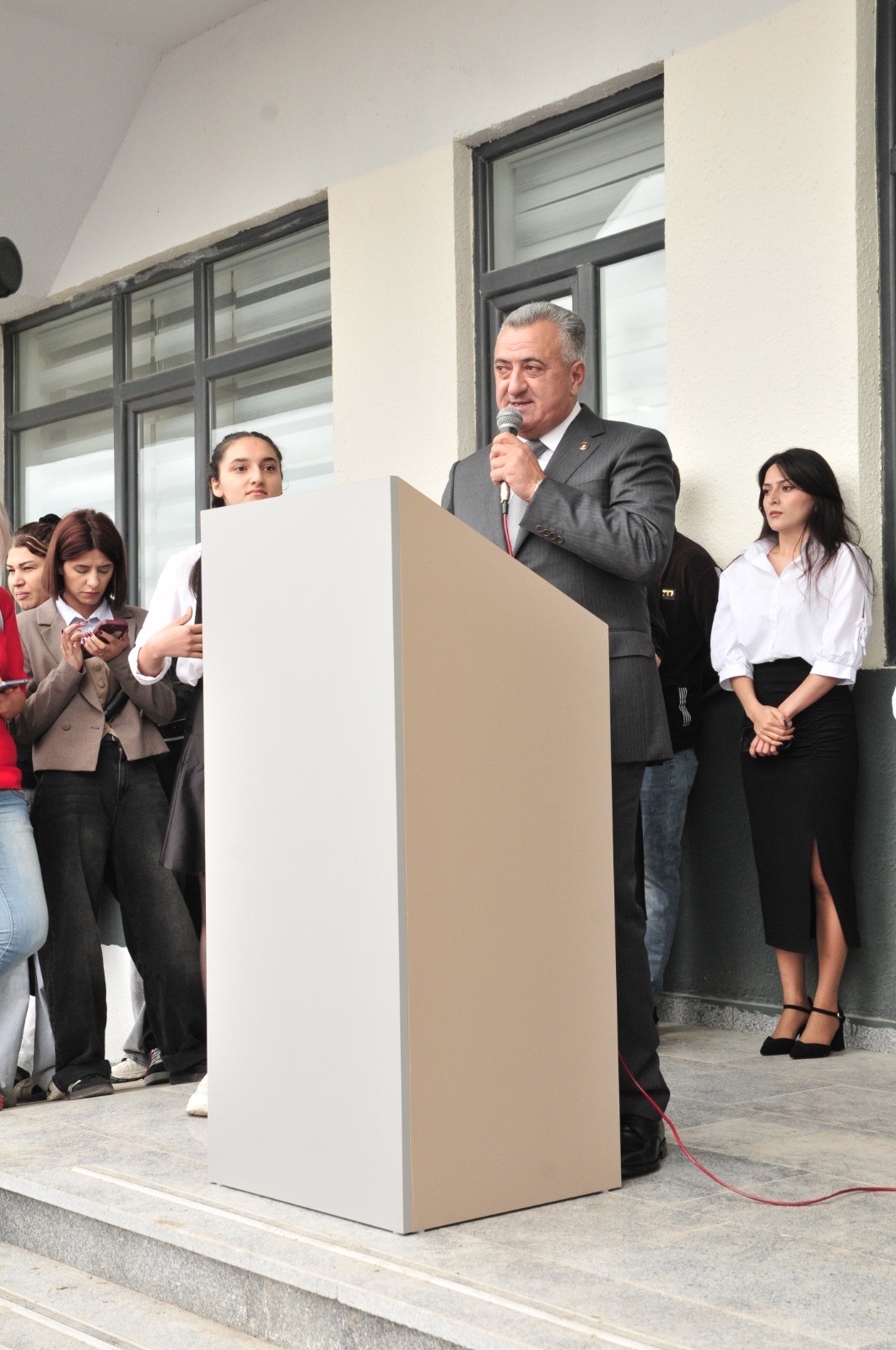 Abşeron rayonunda yeni məktəblərin açılışları olub - FOTOLAR