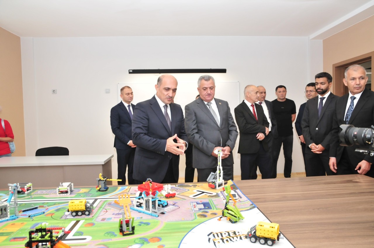 Abşeron rayonunda yeni məktəblərin açılışları olub - FOTOLAR