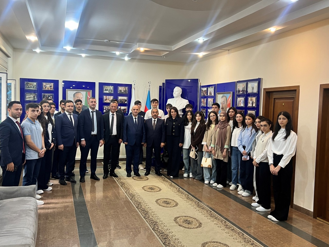 YAP Nəsimi rayon təşkilatında Bilik Günü tədbiri - FOTOLAR