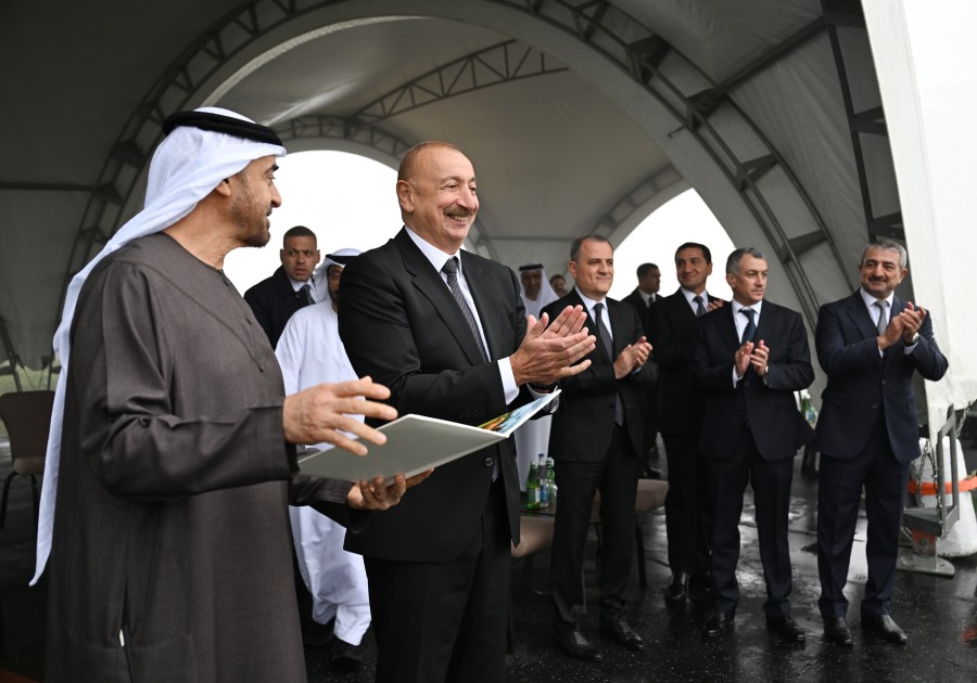 Liderlər Cıdır düzündə Qarabağ atlarının şousunu izlədilər - FOTOLAR