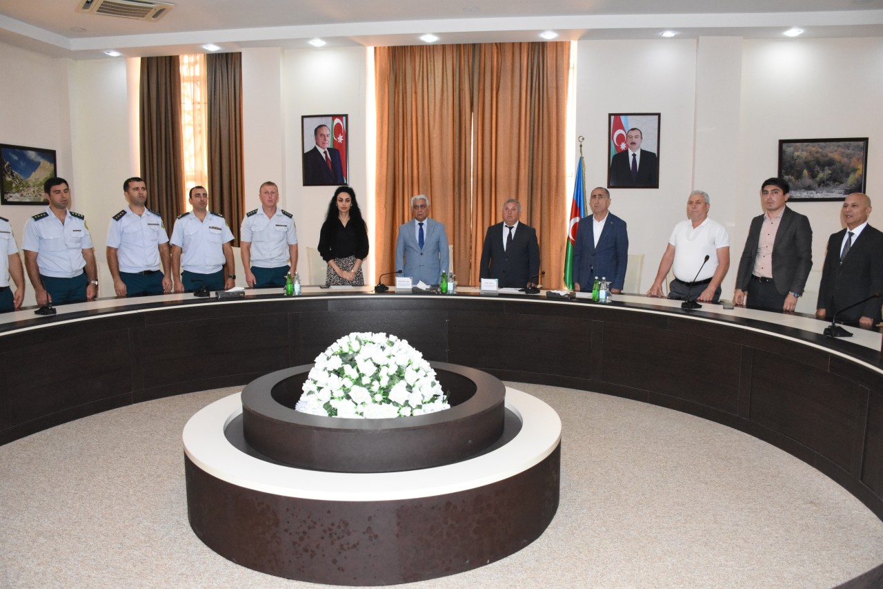 YAP Qaradağ rayon təşkilatı dəyirmi masa keçirdi - FOTOLAR