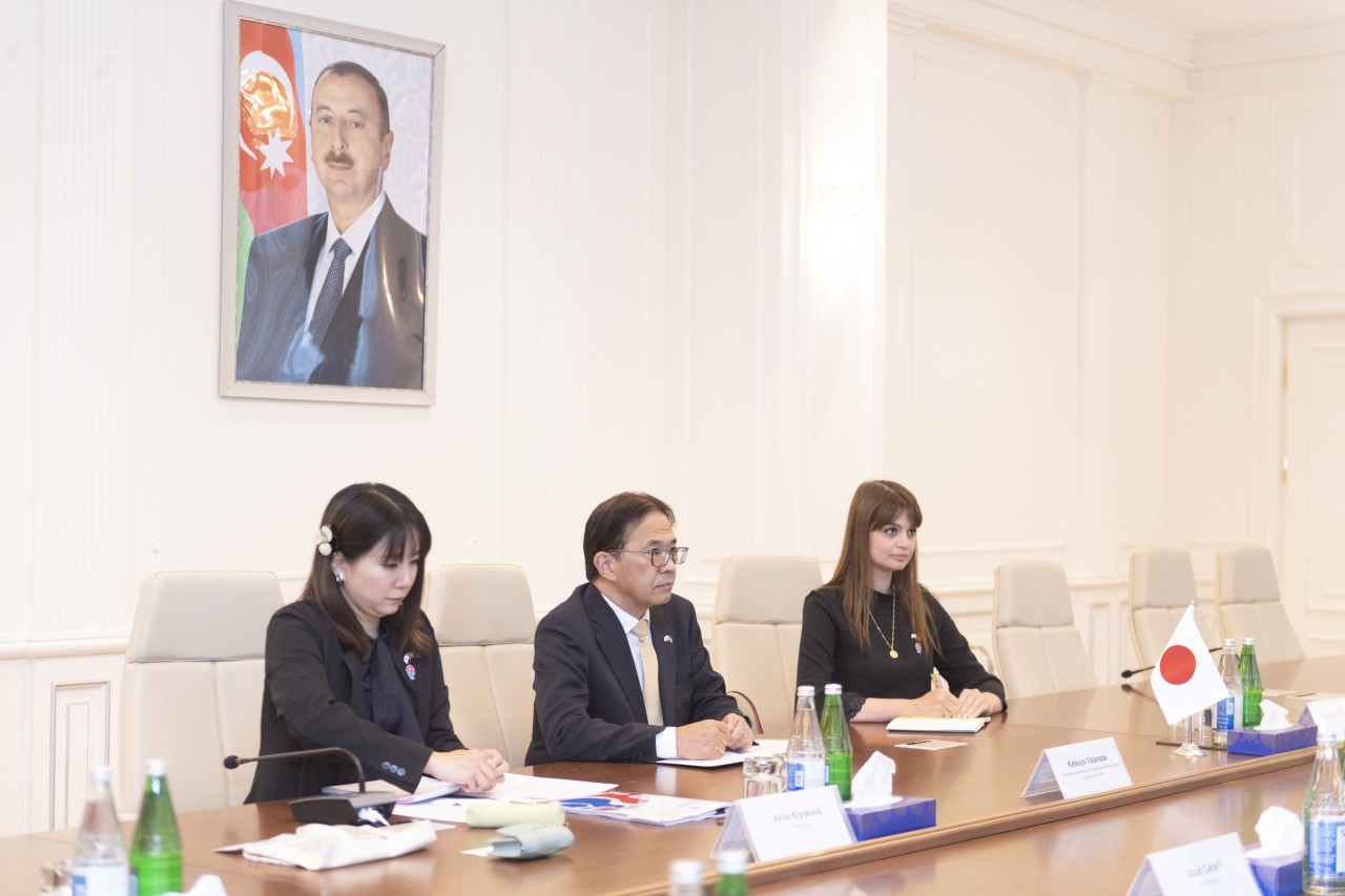 Nazir Yaponiyanın Azərbaycandakı səfiri ilə görüşüb - FOTOLAR