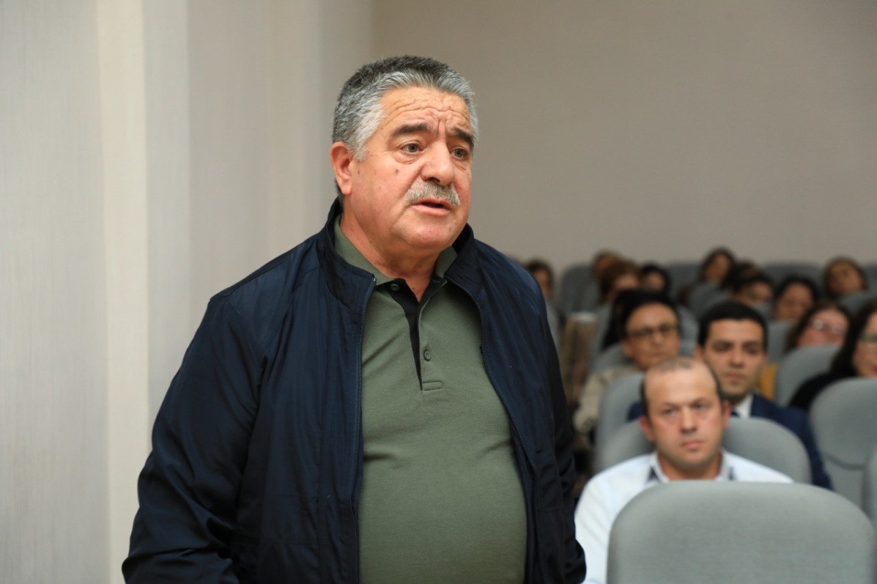 Niyazi Bayramov vətəndaşların müraciətlərini dinlədi - FOTOLAR