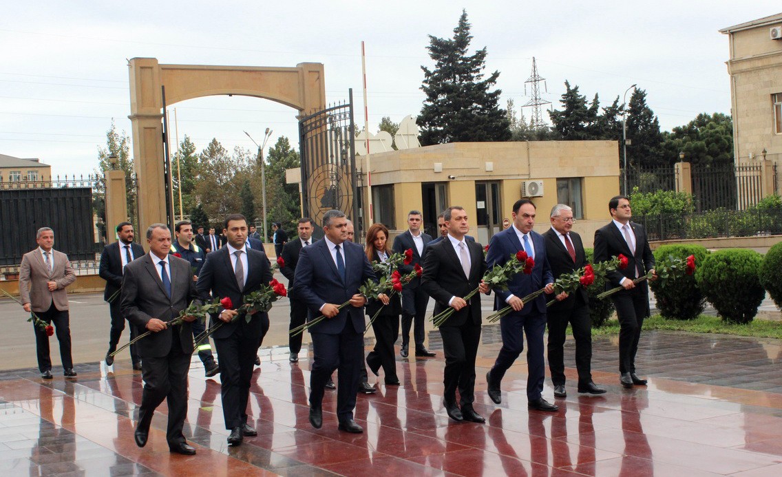 YAP Nizami rayon təşkilatı “Neftçilər Günü” ilə bağlı tədbir keçirdi - FOTOLAR