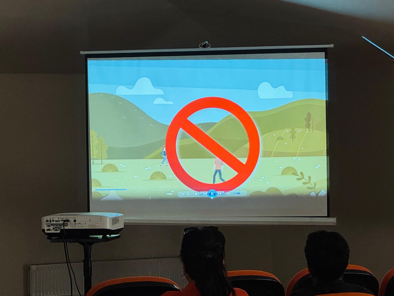 Xıdırlı sakinləri mina təhlükəsi ilə bağlı maarifləndirilib - FOTOLAR