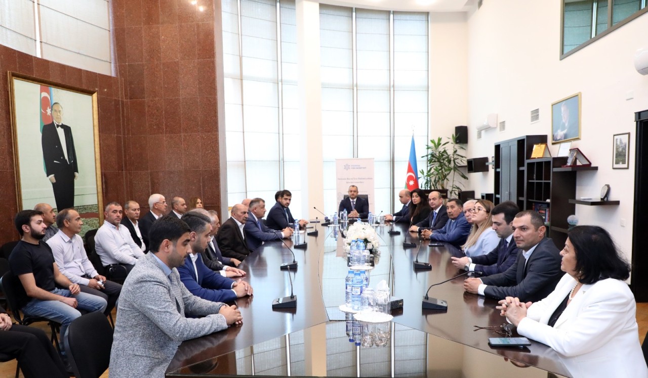 Suraxanıda “Suverenliyin gücü, neftçinin əməyi” adlı tədbir keçirilib - FOTOLAR