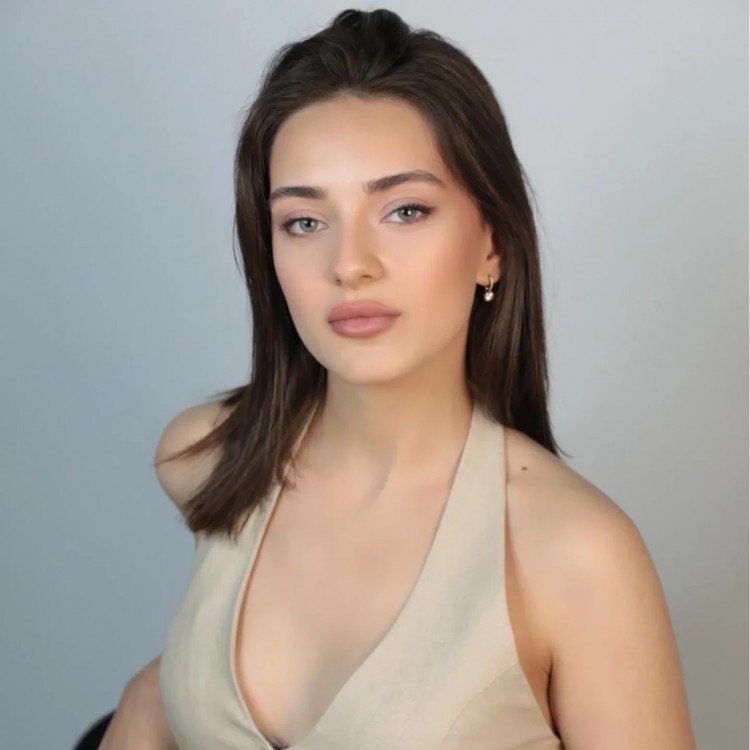 Həmin obraz ona verildi - FOTO