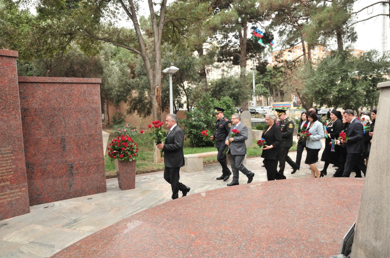 Abşeronda antiterror əməliyyatı şəhidləri anılıb - FOTOLAR