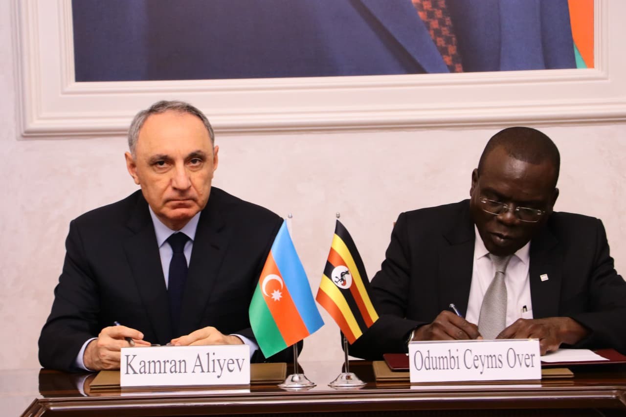 Kamran Əliyev Odumbi Ceyms Overi ilə görüşdü - FOTOLAR