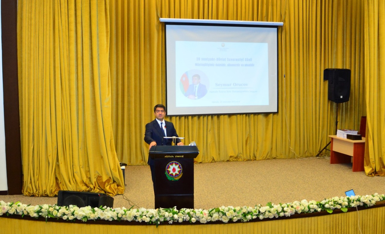 Ağstafada Dövlət Suverenliyi Günü qeyd olunub - FOTOLAR