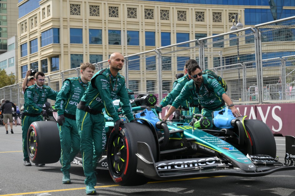 Formula 1-dən geriyə qalanlar - FOTOLAR