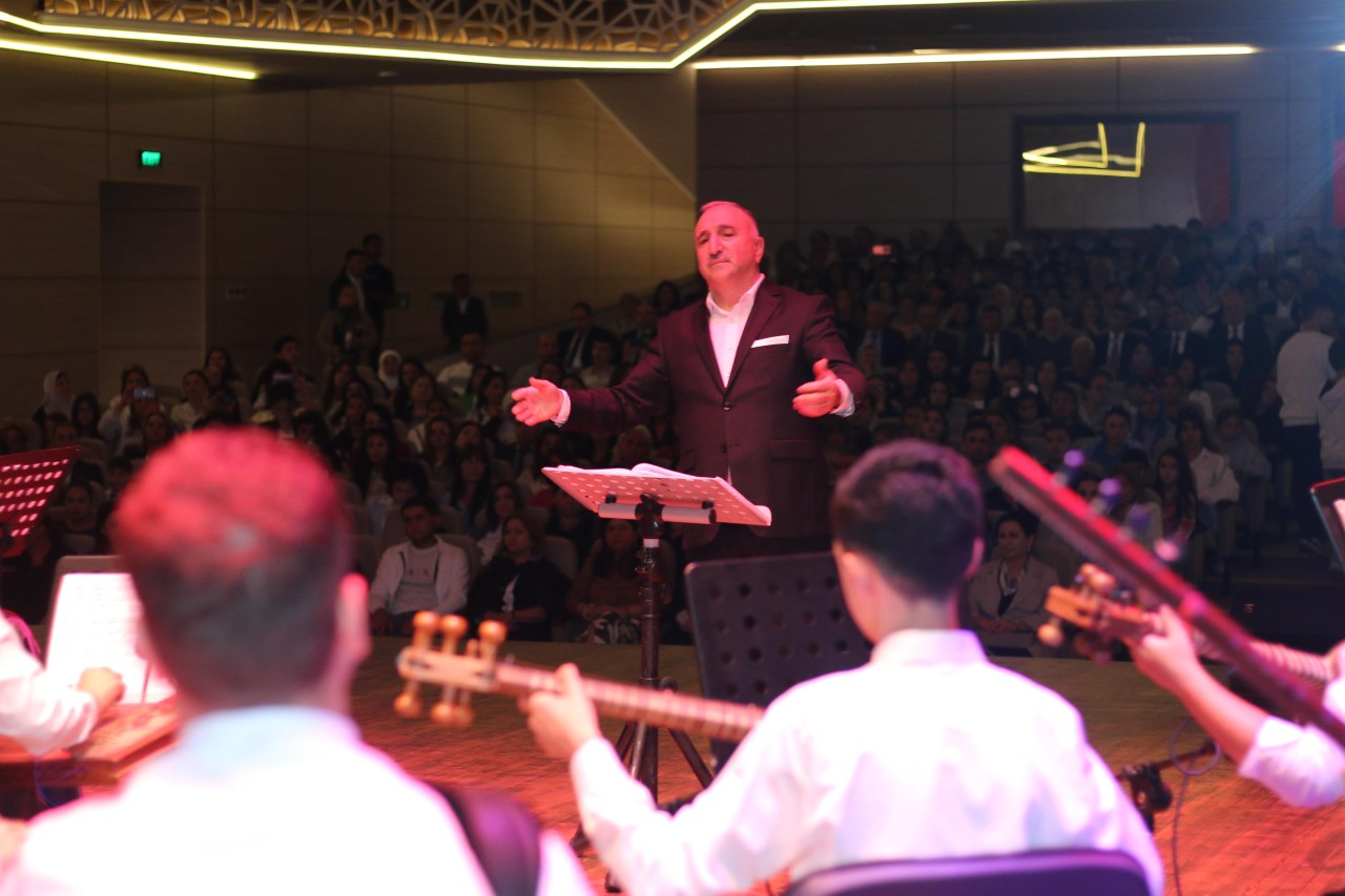Sumqayıtda Üzeyir Hacıbəyliyə həsr olunmuş konsert keçirilib - FOTOLAR