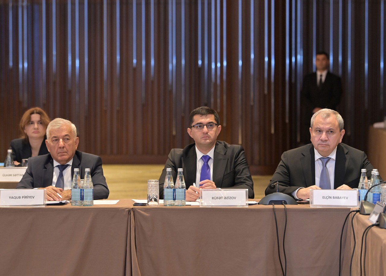 Nazir rektorlarla görüş keçirdi - FOTOLAR