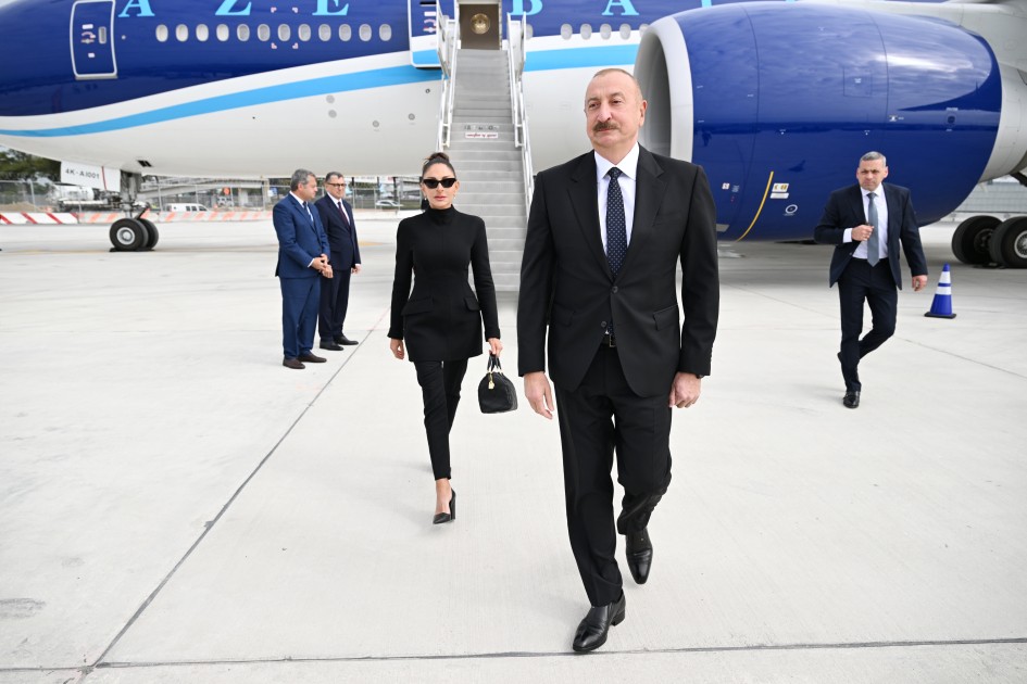 İlham Əliyev və Mehriban Əliyeva Nyu-Yorka getdi - VİDEO (FOTOLAR)