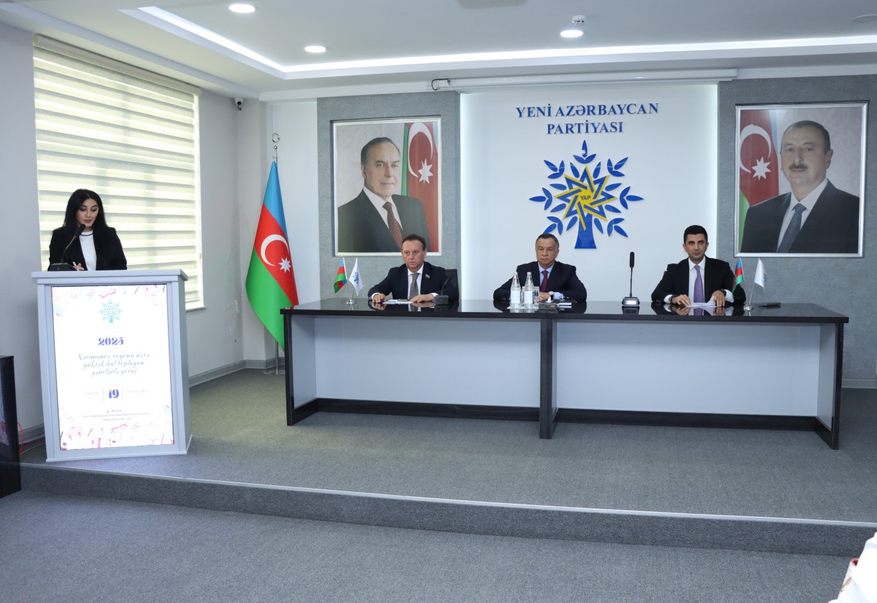 YAP Nərimanov rayon təşkilatında yüksək bal toplayan məzunlarla görüş keçirildi - FOTOLAR