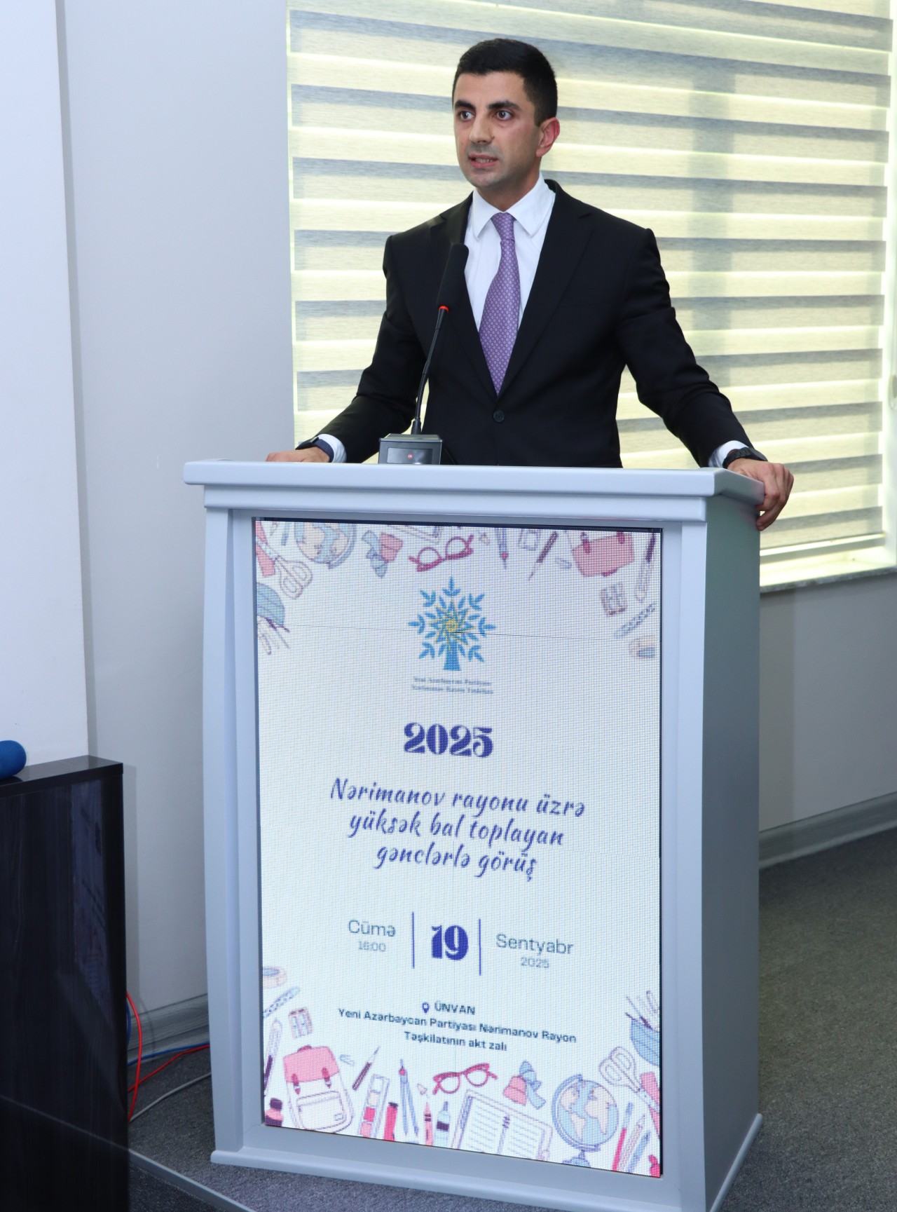 YAP Nərimanov rayon təşkilatında yüksək bal toplayan məzunlarla görüş keçirildi - FOTOLAR