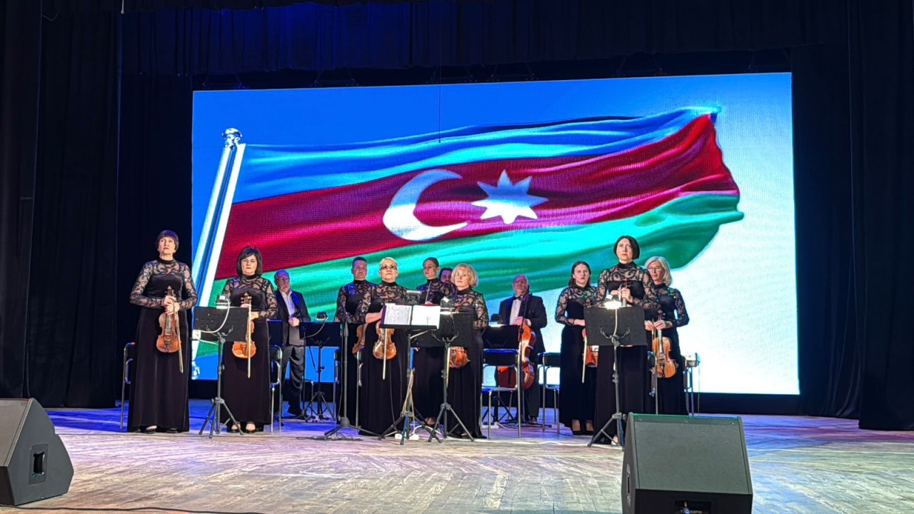Ukraynada Üzeyir Hacıbəyliyə həsr olunmuş konsert keçirilib - FOTOLAR