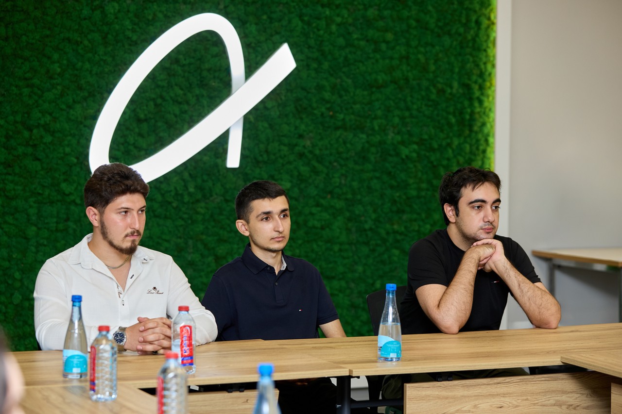 "Azercell"in “DataMinds Bootcamp” proqramı uğurla yekunlaşdı - FOTOLAR
