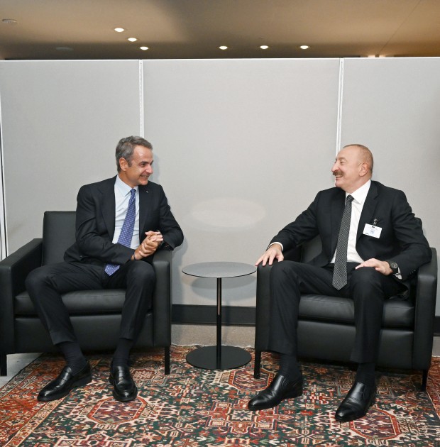 İlham Əliyev Yunanıstanın Baş naziri ilə görüşdü - FOTO