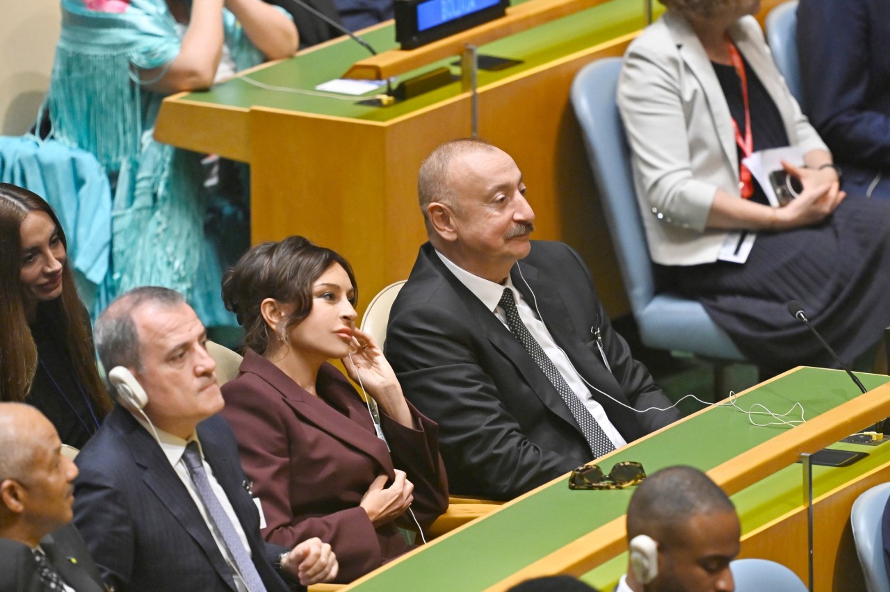 Prezident və ailə üzvlərinin Nyu-Yorkdan FOTOLARI