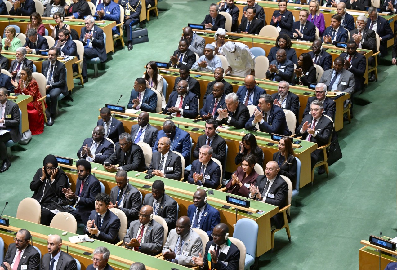 Prezident və ailə üzvlərinin Nyu-Yorkdan FOTOLARI