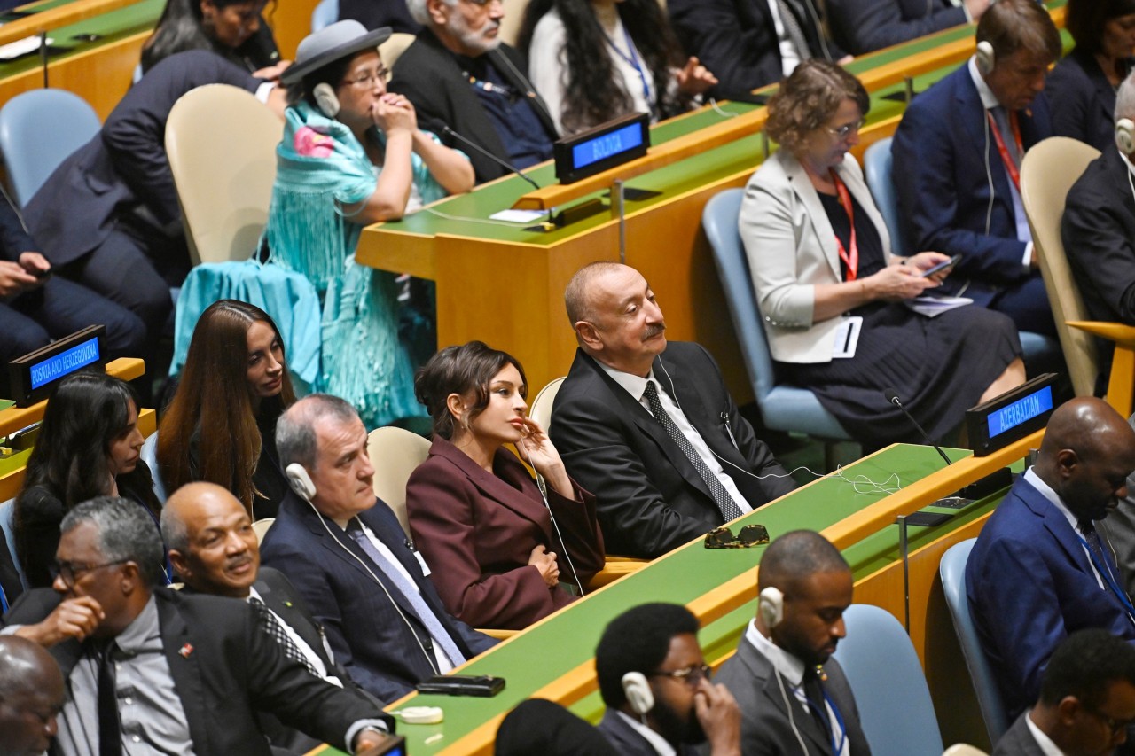 Prezident və ailə üzvlərinin Nyu-Yorkdan FOTOLARI