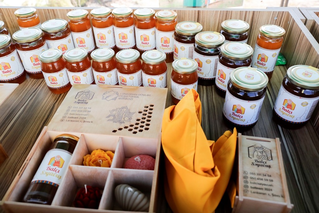 Leyla Əliyevanın təşəbbüsü ilə Kəlbəcərdə Bal Festivalı keçirilib - FOTOLAR