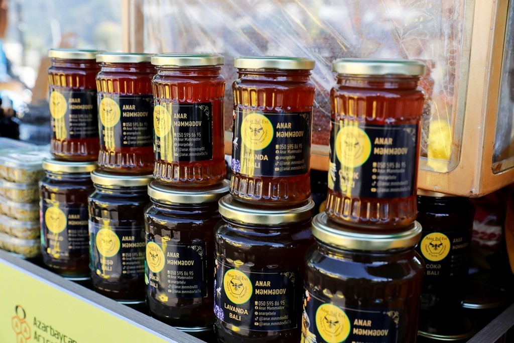 Leyla Əliyevanın təşəbbüsü ilə Kəlbəcərdə Bal Festivalı keçirilib - FOTOLAR