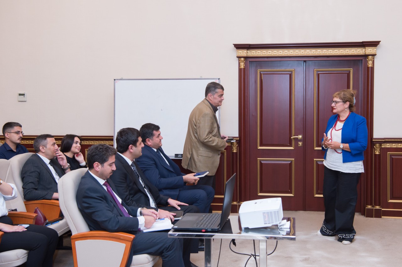 ADSEA-da “Müştəri məmnuniyyəti” üzrə təlim keçirildi - FOTOLAR