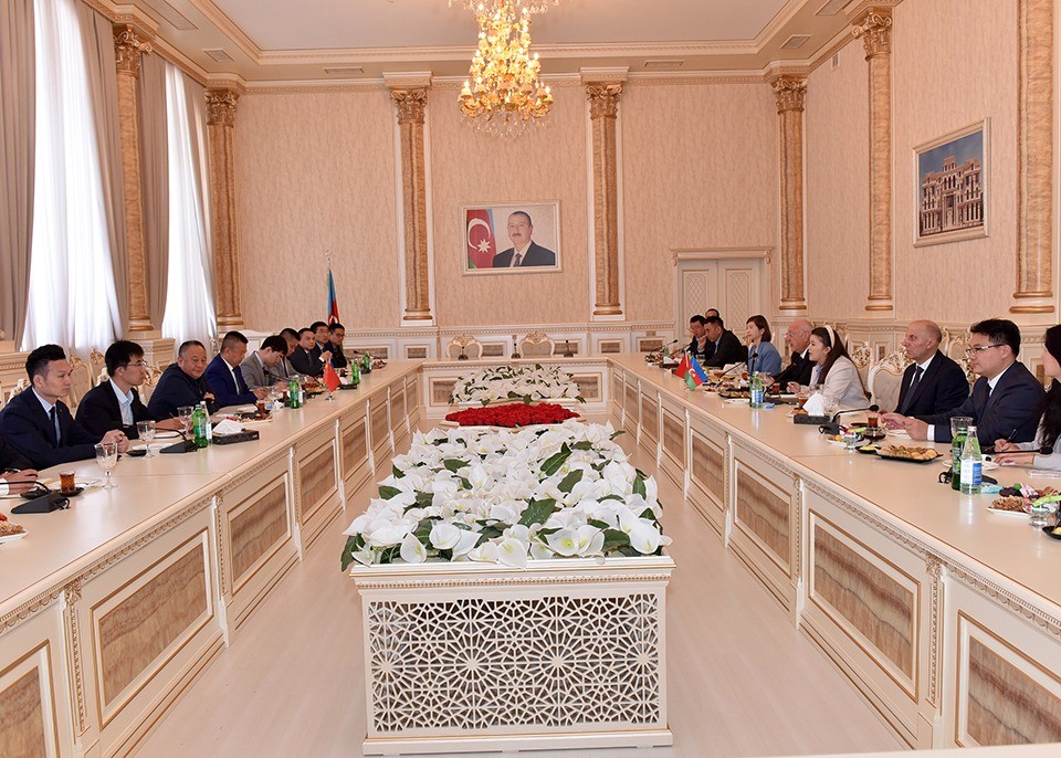 Sumqayıtda Çin şirkətləri ilə əməkdaşlıq imkanları müzakirə olunub - FOTOLAR