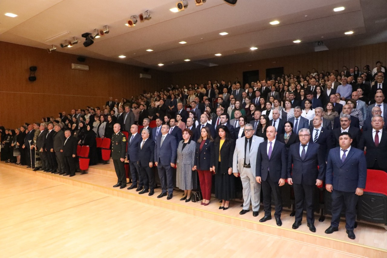 Suraxanıda 27 sentyabr - Anım günü ilə əlaqədar tədbir keçirilib - FOTOLAR