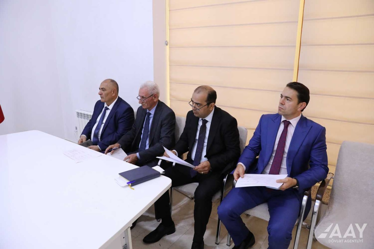 AAYDA sədri Hacıqabulda vətəndaşları qəbul edib - FOTOLAR