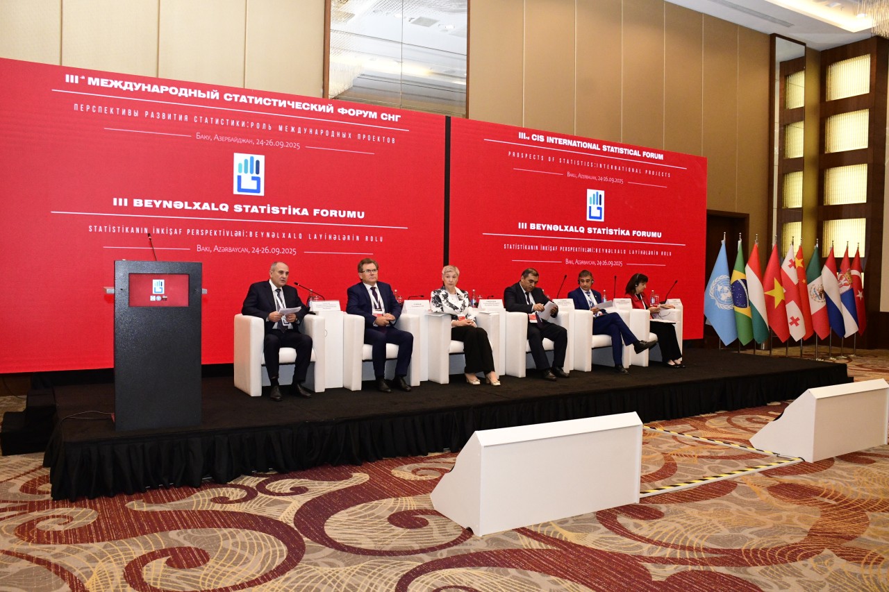 Bakıda keçirilən 3-cü Beynəlxalq Statistika Forumu başa çatıb - FOTOLAR