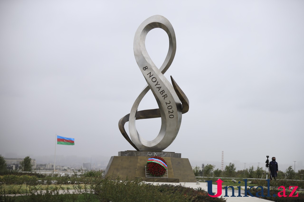 Dövlət rəsmiləri Zəfər parkını ziyarət edir - FOTOLAR (VİDEO)