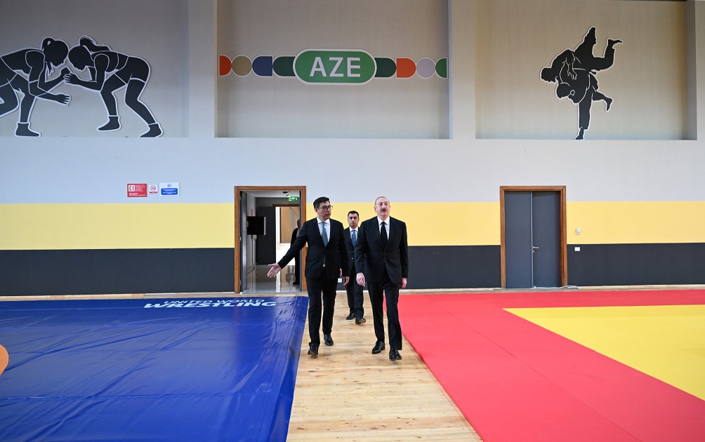 Prezident Yevlax Olimpiya İdman Kompleksinin açılışını edib 