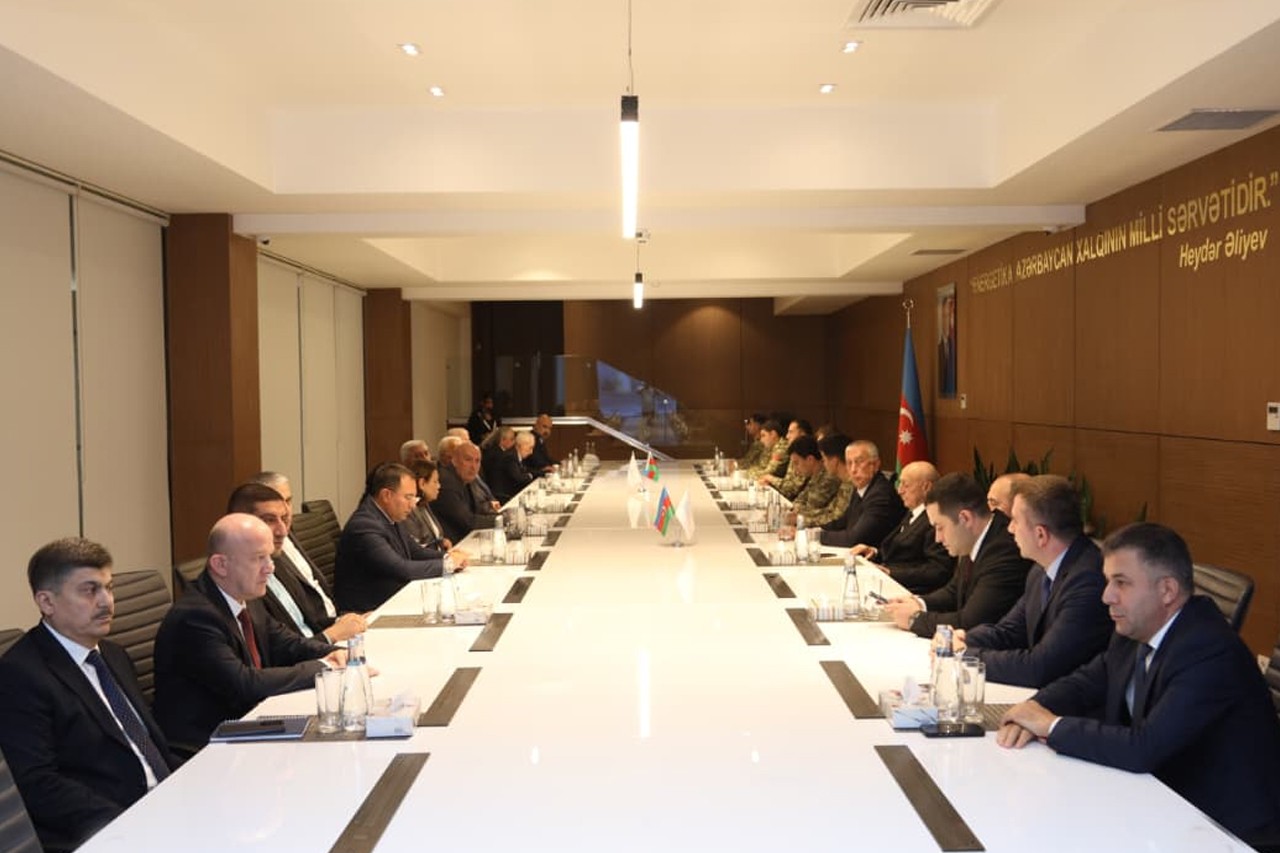 “AzərEnerji”də Anım Günü ilə bağlı tədbirlər keçirilib - FOTO