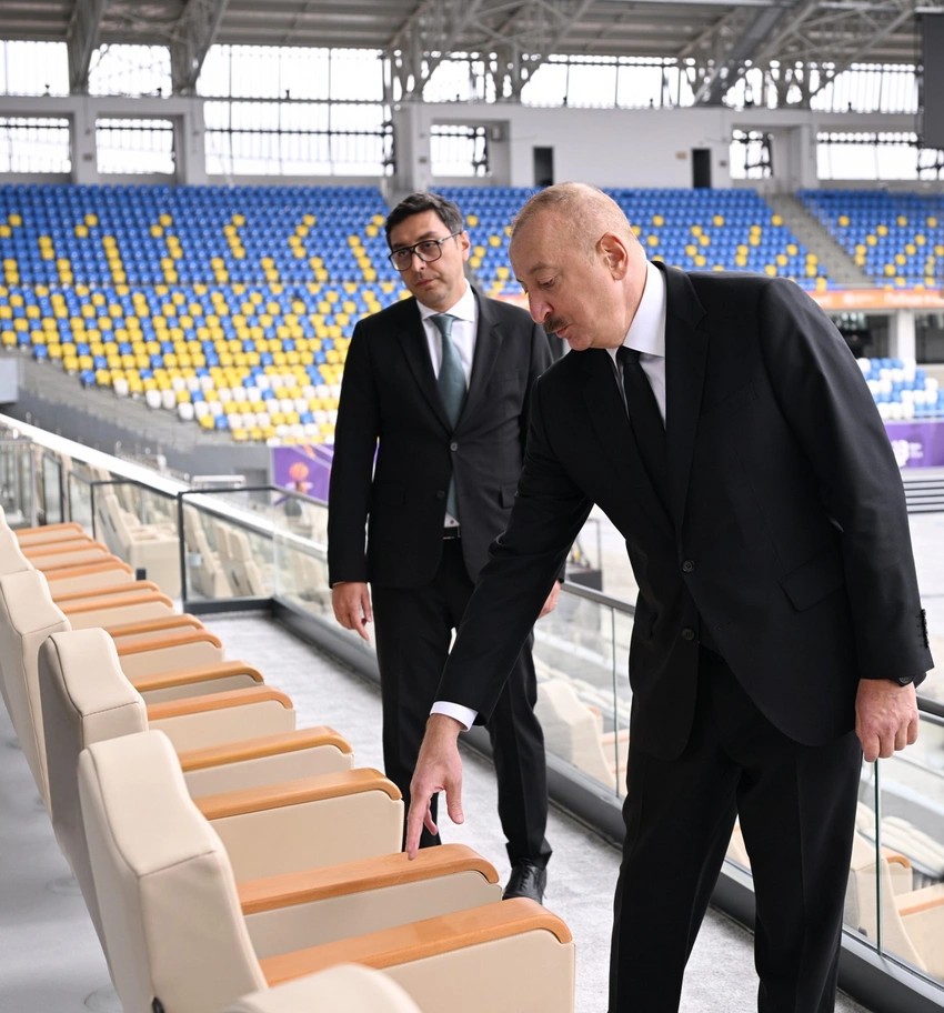 İlham Əliyev Gəncə şəhər stadionunun açılışında - FOTO