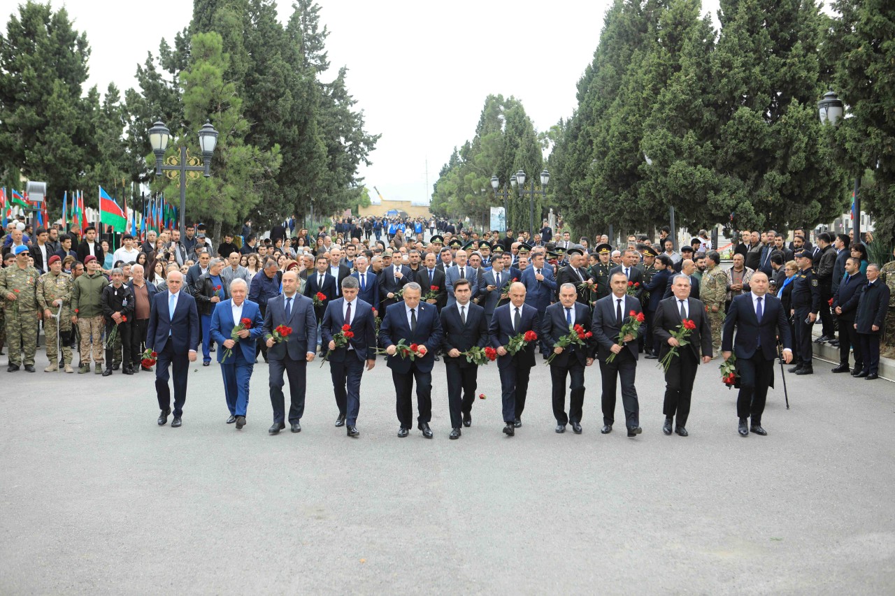 Gəncədə Anım Günü ilə əlaqədar ümumşəhər tədbiri keçirilib - FOTOLAR
