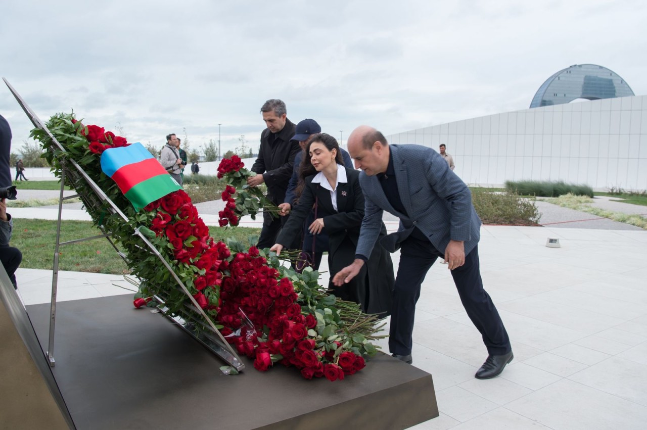 ADSEA rəhbərliyi Zəfər parkını ziyarət etdi - FOTOLAR