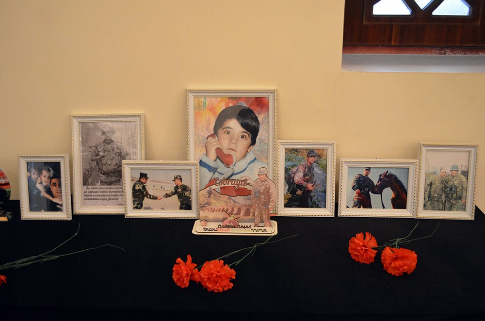 Döyüş yoldaşları şəhidlərimizlə bağlı xatirələrini bölüşdü - VİDEO (FOTOLAR)