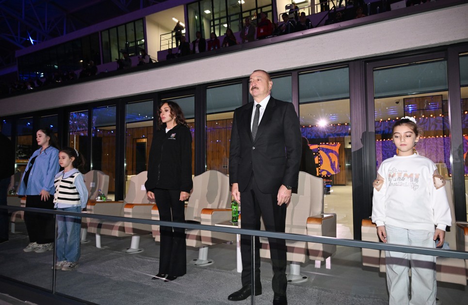 Prezident və xanımının uşaqlarla səmimi görüşü - VİDEO (FOTOLAR)