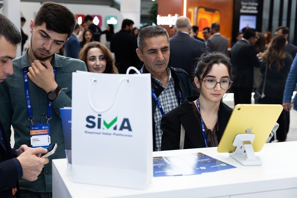 “AzInTelecom” “INMerge” İnnovasiya Sammiti”ndə iştirak edir - FOTOLAR