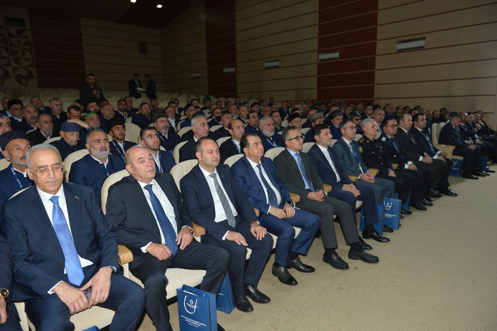 Lənkəranda regional konfrans keçirilib - FOTOLAR