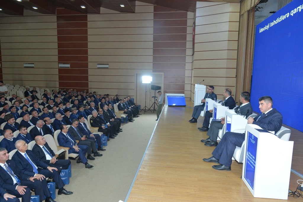 Lənkəranda regional konfrans keçirilib - FOTOLAR