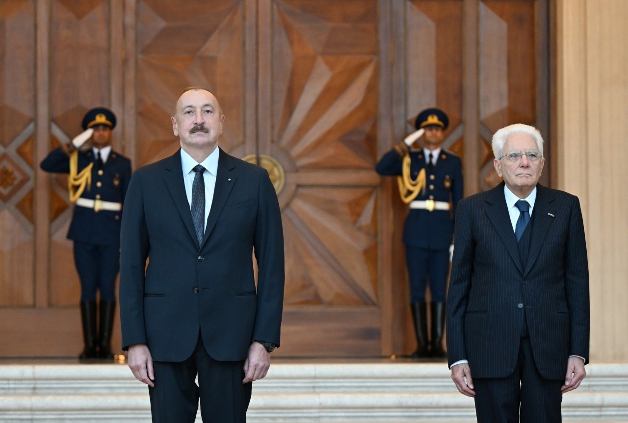 İlham Əliyev italiyalı həmkarını qarşıladı - YENİLƏNİB (VİDEO)