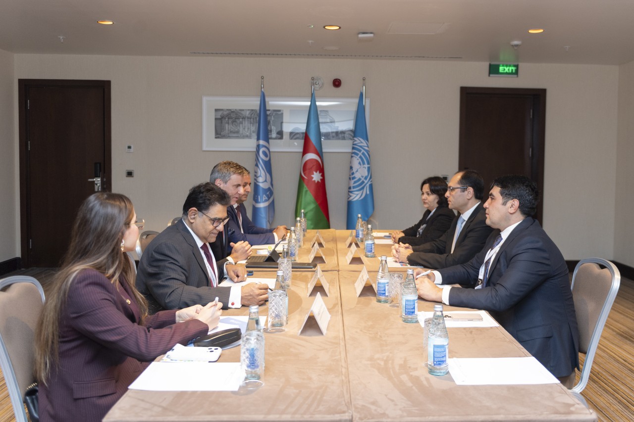 Nazir Məcnun Məmmədov  Viorel Gutu ilə görüşüb - FOTOLAR