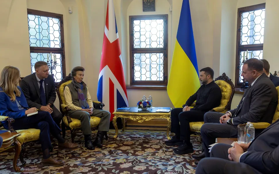 Britaniya Şahzadəsi Kiyevdədir - FOTOLAR