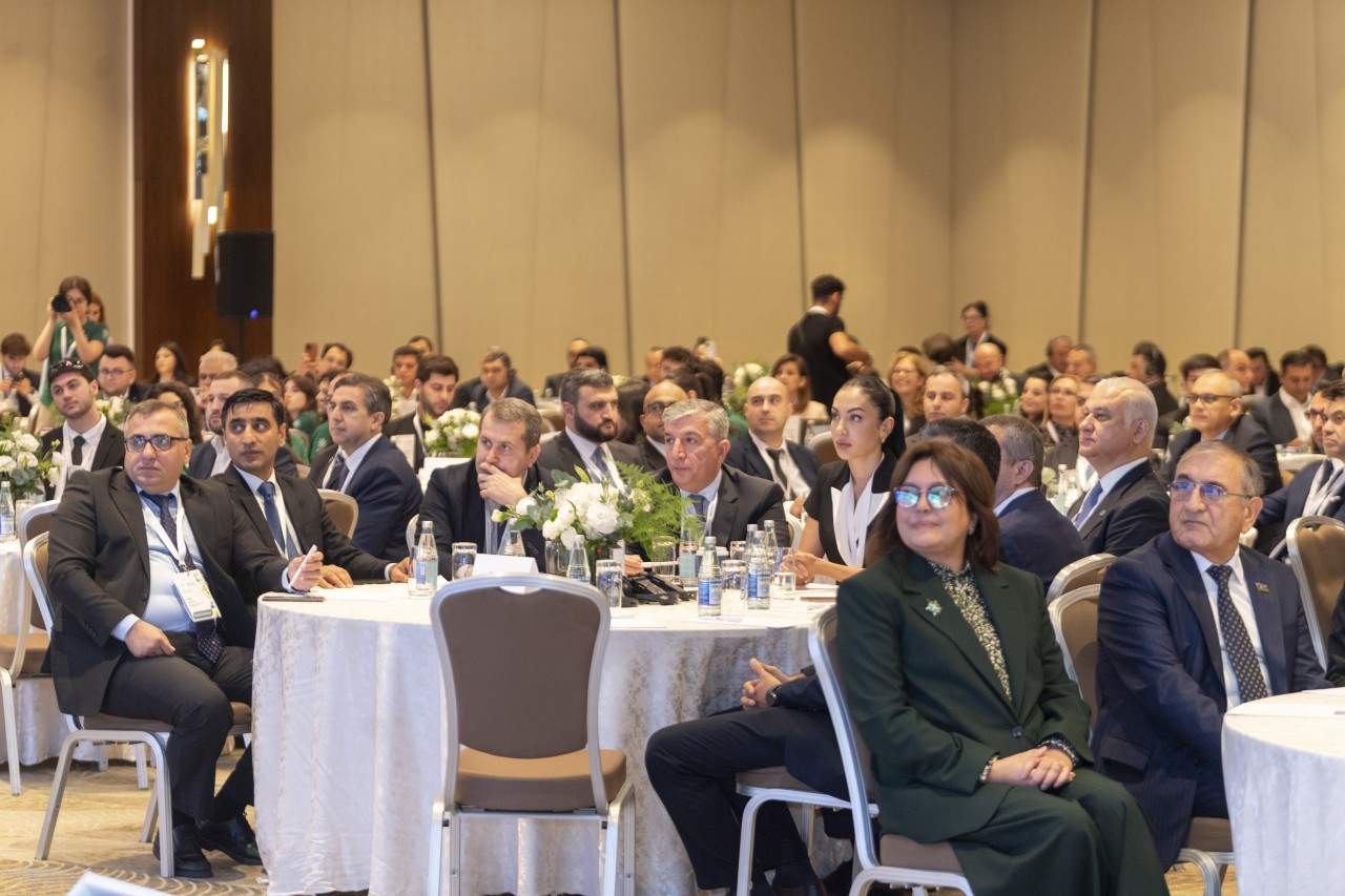 Nazir iqlim dayanıqlığının gücləndirilməsi məsələsindən danışdı - FOTOLAR