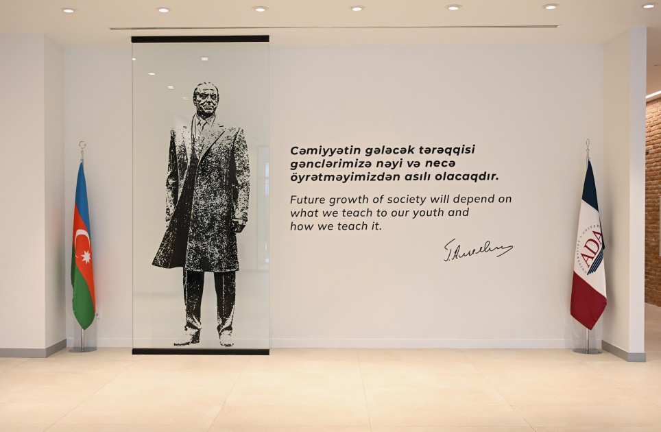 Bu gün açılışı olan universitetdən - FOTOLAR