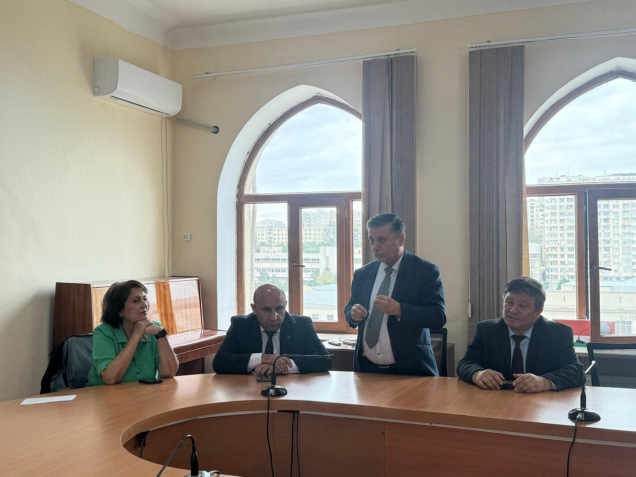 “İkinci Qarabağ müharibəsində qələbə və Azərbaycançılıq ideologiyası” mövzusunda tədbir keçirilib - FOTOLAR